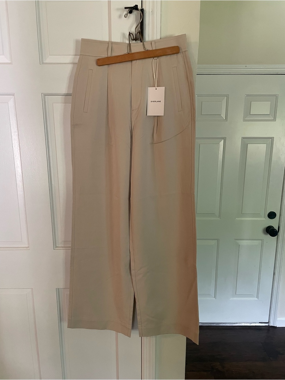 NWT Everlane Way High Drape Pant - Wide-Leg High-Rise Pants in Sandstone Beige